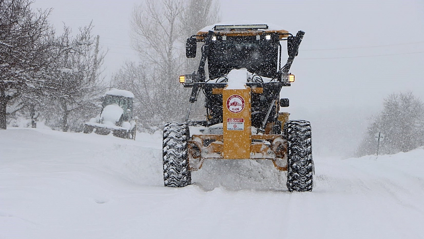 Elazığ'da 533 köy yolu kar nedeniyle ulaşıma kapandı