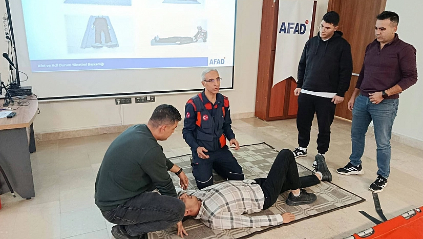 Elazığ'da arama kurtarma ve çadır kurulumu eğitimi