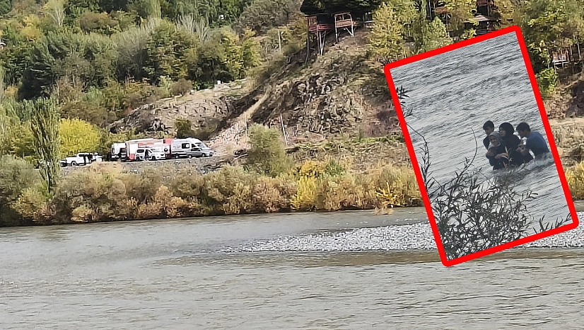 Elazığ'da baraj kapakları açıldı, aile Murat Nehri'nde mahsur kaldı