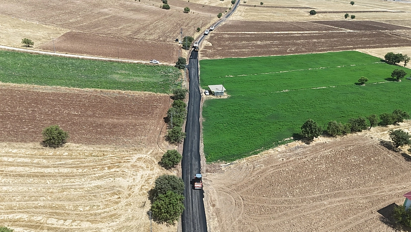 Elazığ'da kırsal yol çalışmaları aralıksız sürüyor