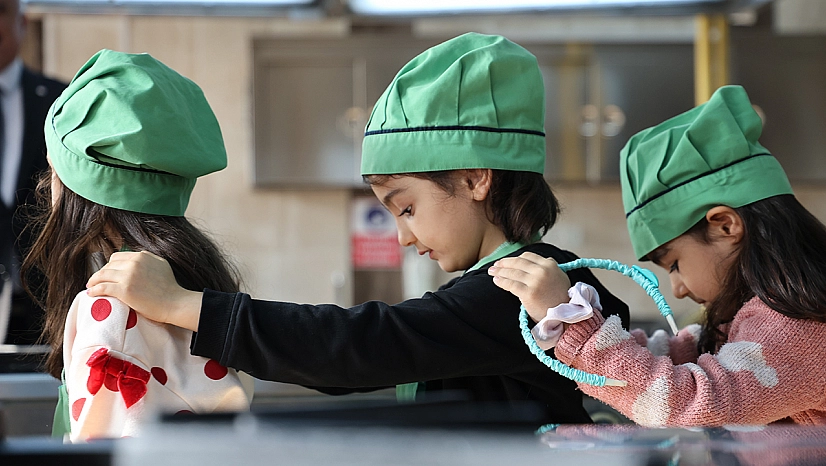 Elazığ'da minik şefler mutfakta yeteneklerini sergiledi