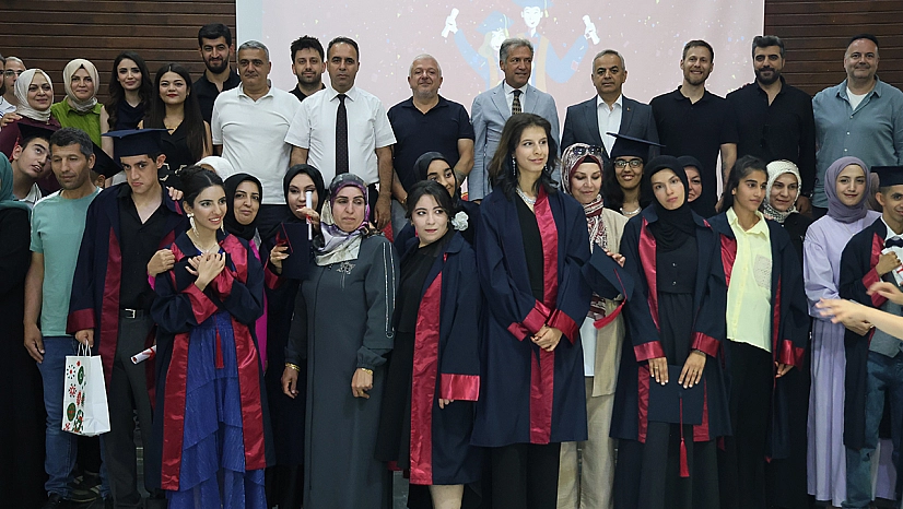 Elazığ'da özel öğrencilerin mezuniyet töreni