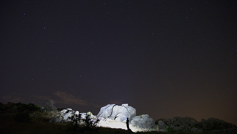 Elazığ'da Perseid meteor yağmuru yoğun ilgi gördü