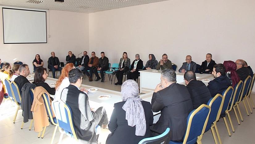 Elazığ'da sağlık çalışanlarının talepleri dinlendi