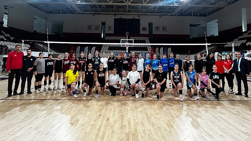 Elazığ'da voleybolun geleceği değerlendirildi