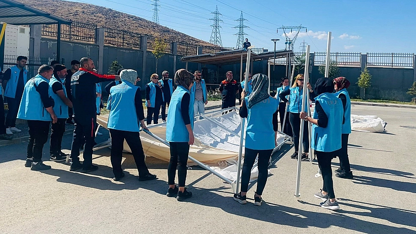 Elazığ'da yangın söndürme ve çadır kurma eğitimi