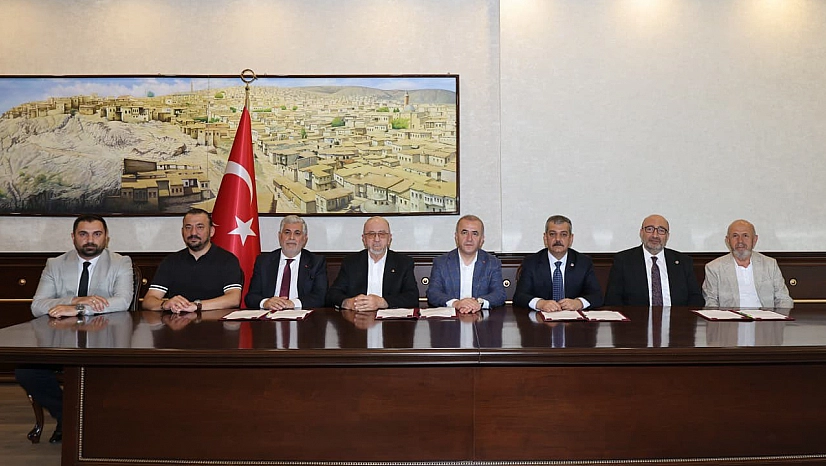Elazığ'ın yeni camisi için imza atıldı