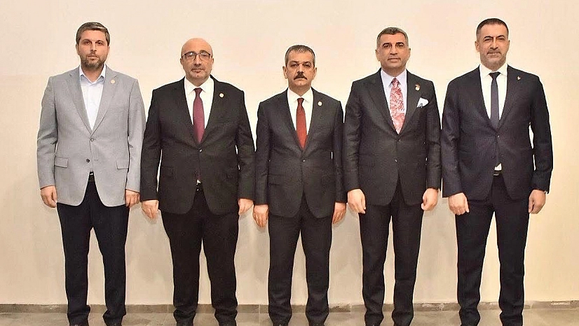 Elazığ Milletvekillerinden Elazığ-Malatya açıklaması:'Kayısının başkenti Malatya ve Elazığ-Baskil'dir'