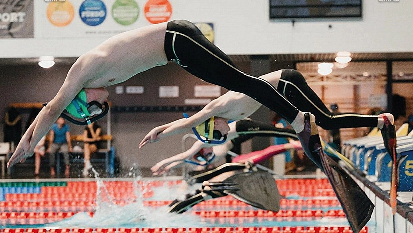 Elazığ paletli yüzme yarışlarında dünya 3.'sü oldu