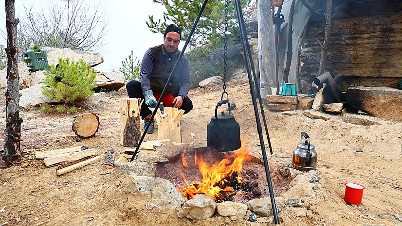Elazığlı coğrafya öğretmeni doğanın izinde: Öğrencilerine keşfetmeyi aşılıyor