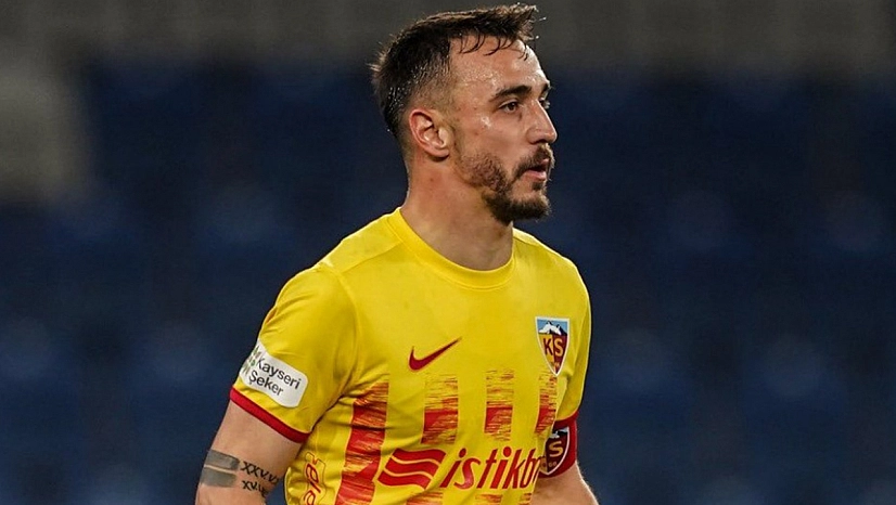 Galatasaray iddialarına ilk yanıt: Gökhan Sazdağı'ndan açık kapı