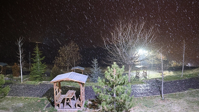 Harput'ta kar yağışı başladı