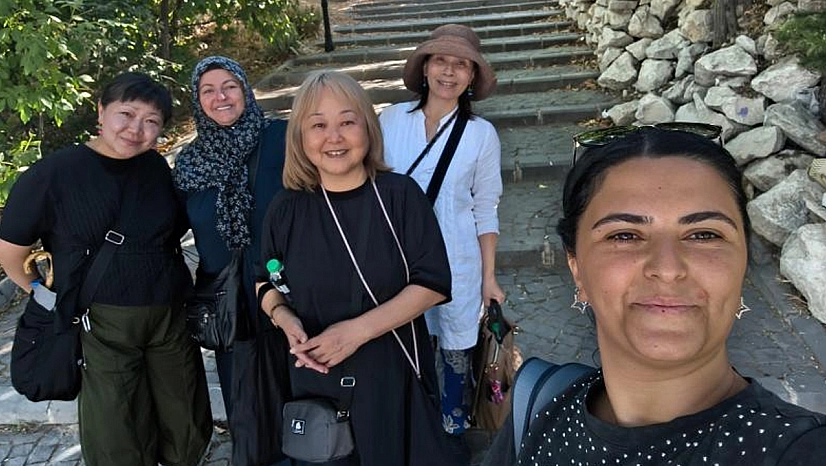 Japonya'dan Elazığ'a iğne oyası yolculuğu