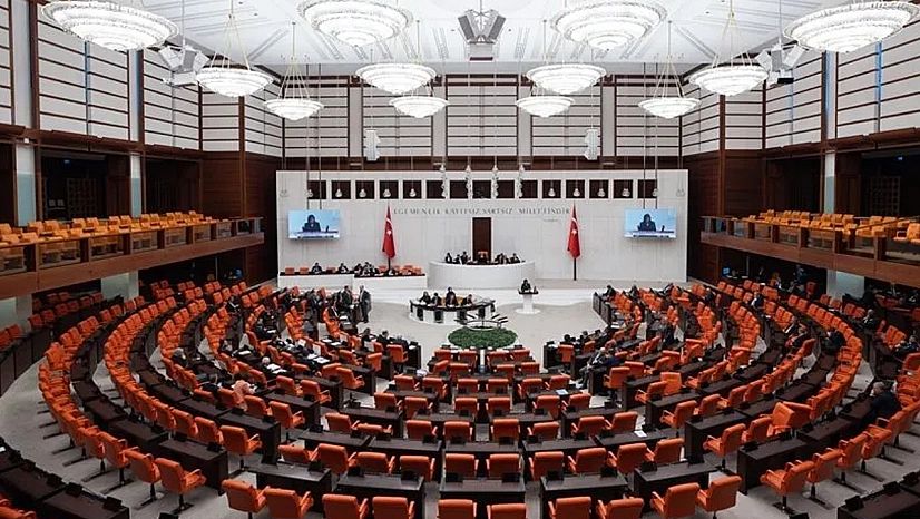 Komisyonda sürpriz düzenleme: Maaşlara 30 bin TL ek artış