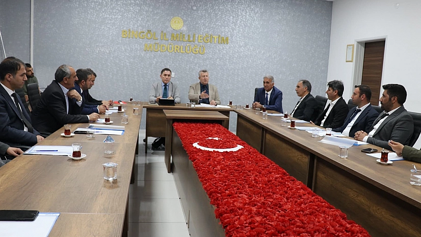 MEB Hayat Boyu Öğrenme Genel Müdürlüğü Bingöl'de temaslarda bulundu