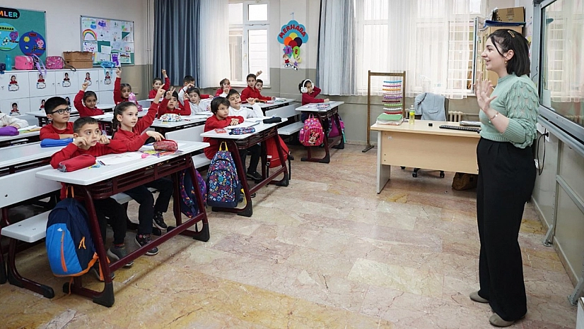 MEB ve Hazine'den deprem bölgesindeki öğrencilere büyük eğitim desteği!