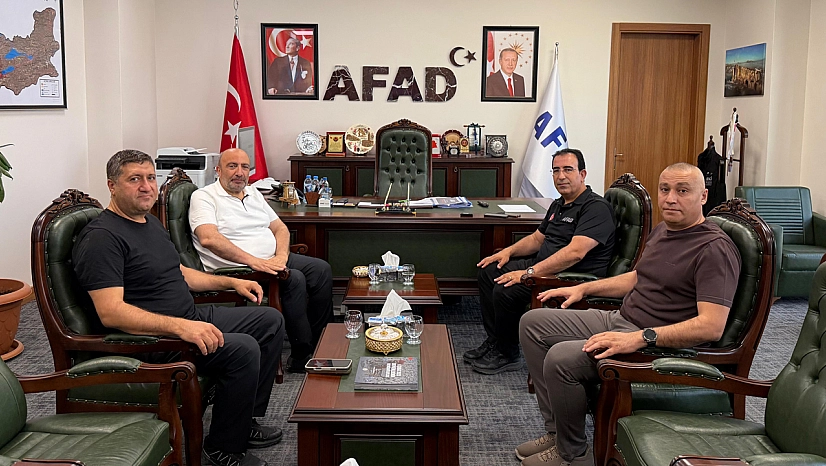 Milletvekili Açıkkapı'dan Elazığ AFAD il müdürlüğüne teşekkür ziyareti
