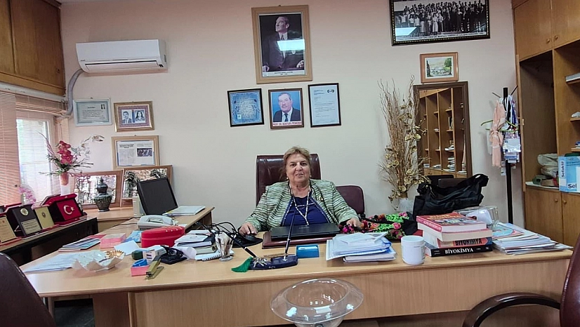 PROF. DR. Sema Temizer Ozan 2025-2026 Yılı Akademik Açılış Töreni ve Cumhuriyetin 50.yıl yürüyüşü ve 50. yıl anıtı açılışına katıldı
