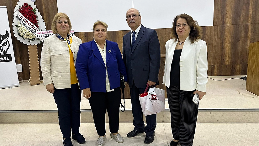 Prof.Dr. Sema Temizer ozan veteriner hekimliği'nin 183.yıl dönümü nedeniyle düzenlenen programa katıldı