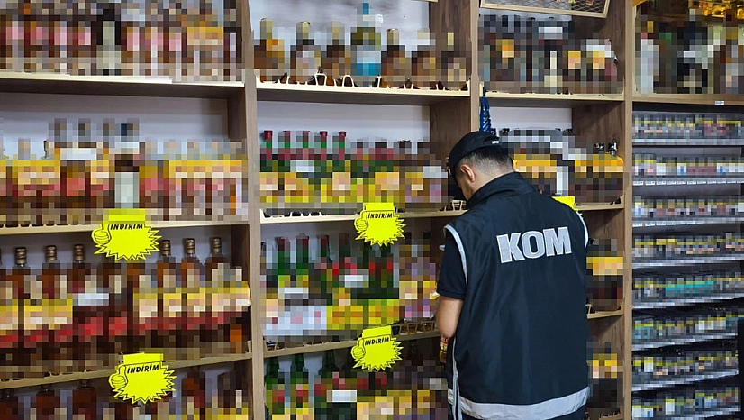 Tunceli'de 12 iş yerine kaçak tütün baskını: Binlerce ürün ele geçirildi