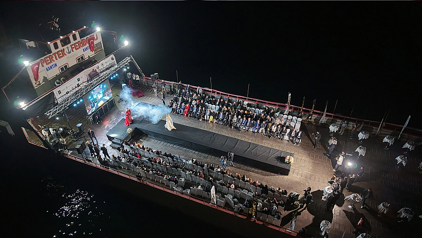 Tunceli'de Türkiye'nin ilk feribot defilesi: 'Kaleden podyuma, bir Pertek rüyası'