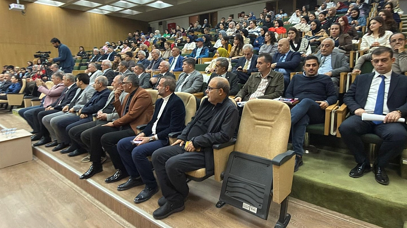 28. Uluslararası Hazar Şiir Akşamları panel ile başladı