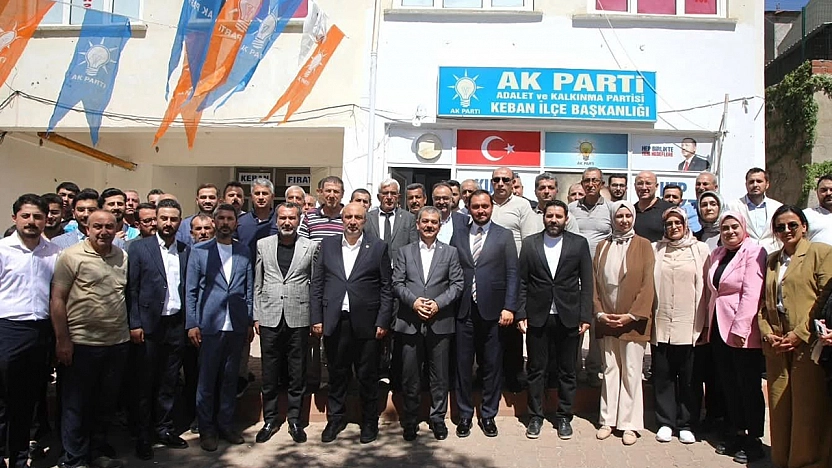 AK Parti teşkilatı sahada ilçe buluşmalarının üçüncüsü Keban'da