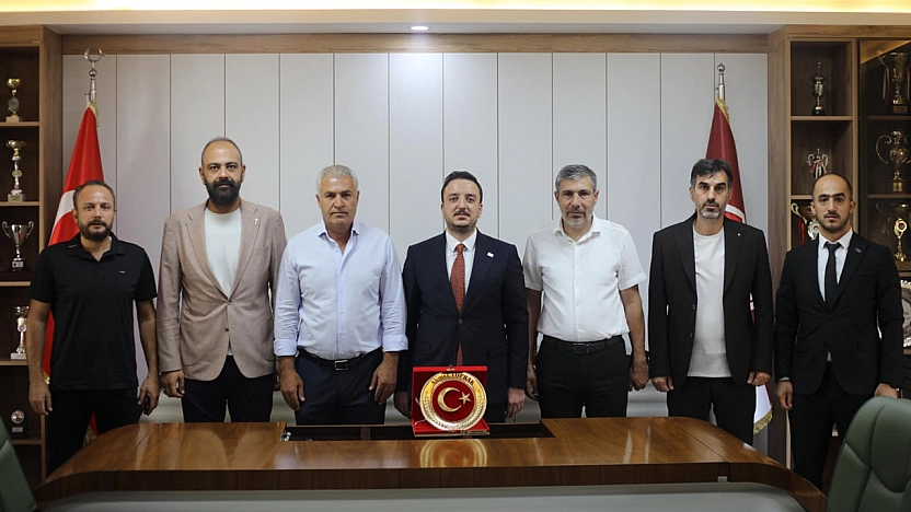 Anahtar Parti Elazığ İl Başkanı İbrahim Halil Sarışın'dan Elazığspor'a ziyaret