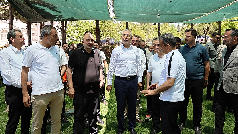 Bakan Işıkhan Elazığ'da