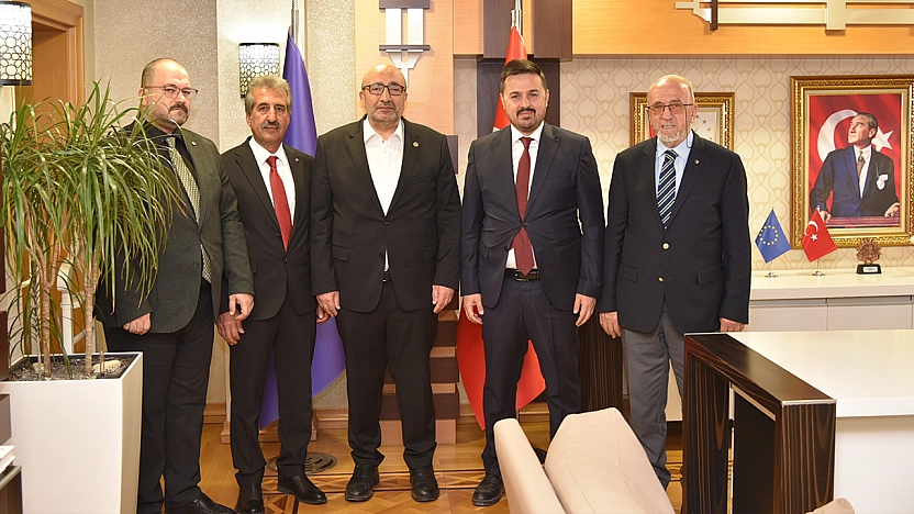 Başkan Dumandağ: 'Üreticimizin emeğini koruyan projeleri önceliklendiriyoruz'