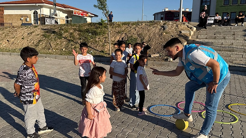Çatalçeşme Mahallesi'nde 'AK Nokta Mahallemizde' etkinliği yoğun ilgi gördü