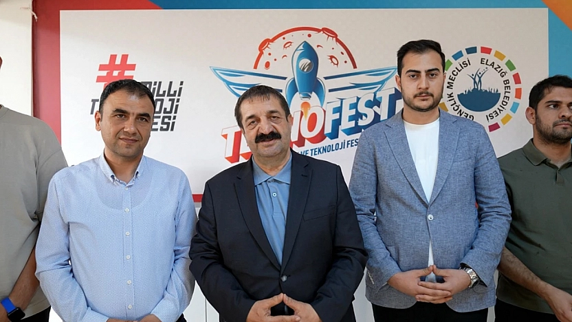 Elazığ Belediyesi Gençlik Meclisi ekipleri, 2 proje ile Teknofest'e hazırlanıyor