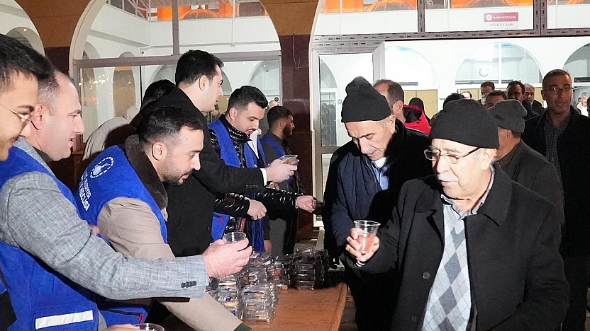 Elazığ Belediyesi kandilin bereketine ortak oldu