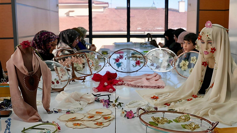 Elazığ Belediyesi'nden 'Kadın El Emeği ve Kültürel Miras' kursu