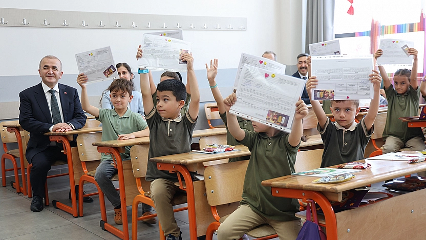 Karne heyecanı Elazığ'ı sardı: 567 okulda son zil çaldı