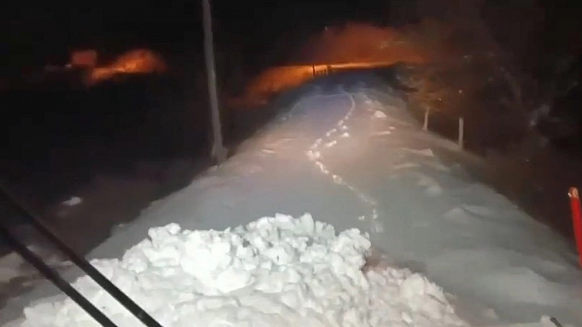 Elazığ'da 67 köy yolunda karla mücadele sürüyor