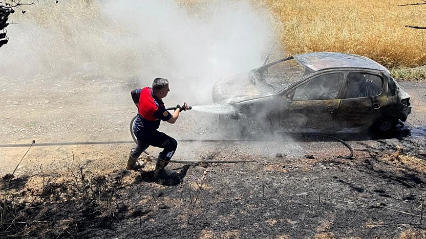 Elazığ'da araç küle döndü