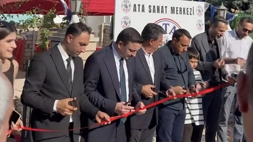 Elazığ'da Ata Sanat Merkezi kapılarını açtı