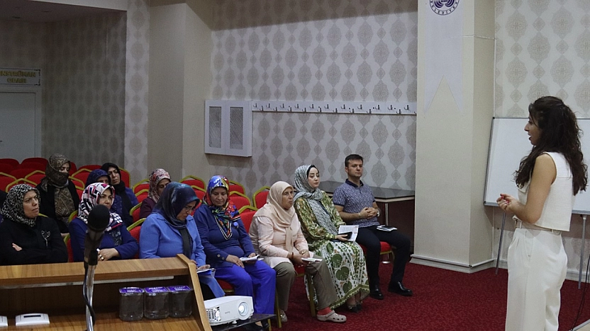 Elazığ'da Belediye personeline eğitim semineri