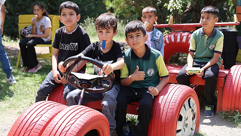 Elazığ'da çocuklar Geri Dönüşüm Parkı'nda doyasıya eğlendi