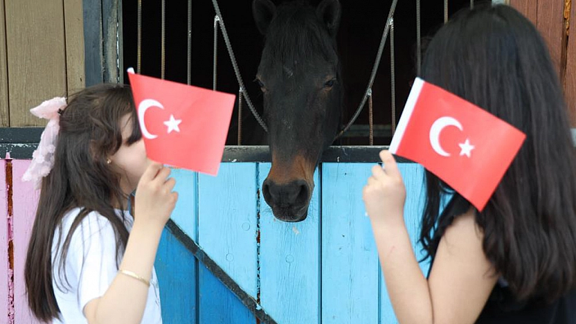 Elazığ'da coşkulu 23 Nisan kutlaması