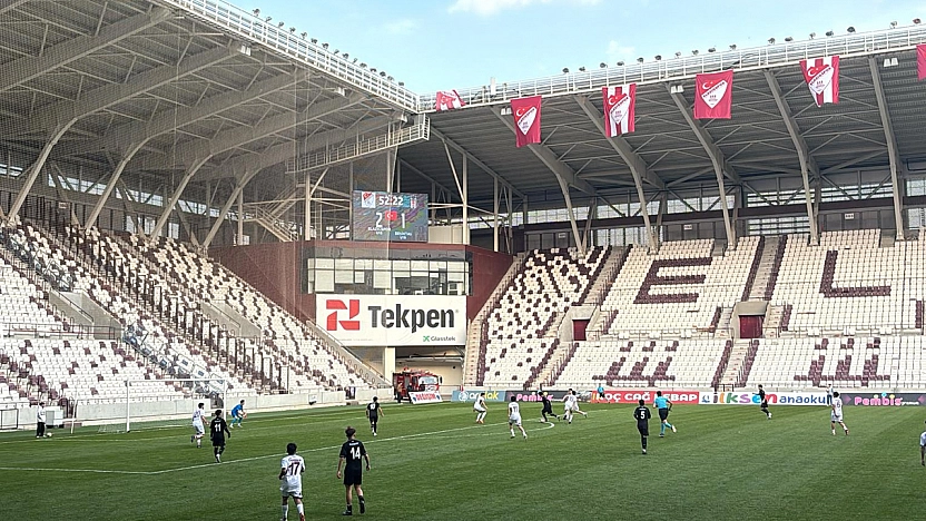Elazığ'da dostluk maçı ve sosyal sorumluluk buluşması: Elazığ medyasına teşekkür