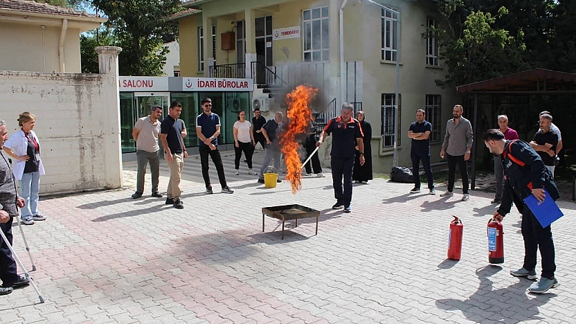 Elazığ'da hastane personeline yangın farkındalık eğitimi