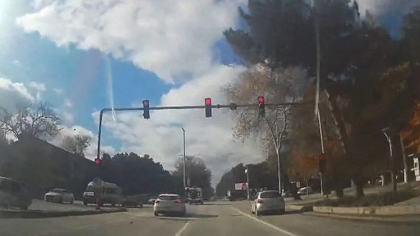 Elazığ'da hatalı şerit değişimi kazaya neden oldu