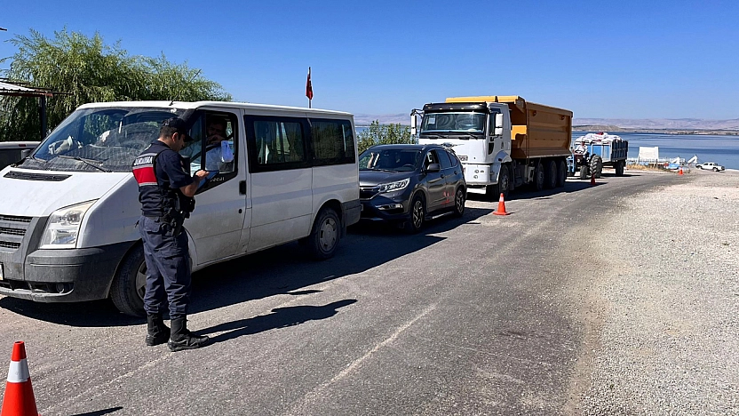 Elazığ'da huzur uygulaması: 43 yoklama kaçağı yakalandı