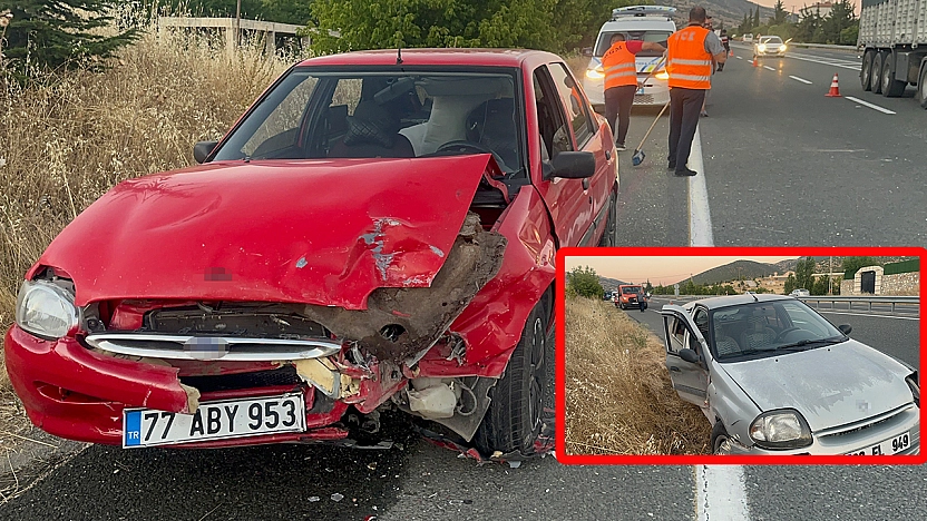 Elazığ'da iki otomobil çarpıştı: 5 Yaralı