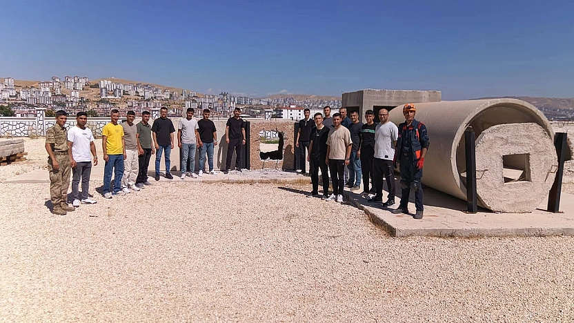 Elazığ'da Jandarma Personeline AFAD'dan enkazda arama kurtarma eğitimi