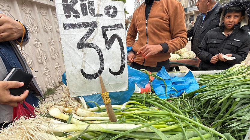 Elazığ'da kilosu 35 liraya düştü kilo kilo alındı