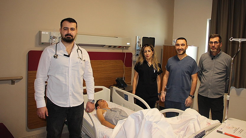 Elazığ'da kunduracı göğsü ameliyatıyla 14 yaşındaki hasta sağlığına kavuştu