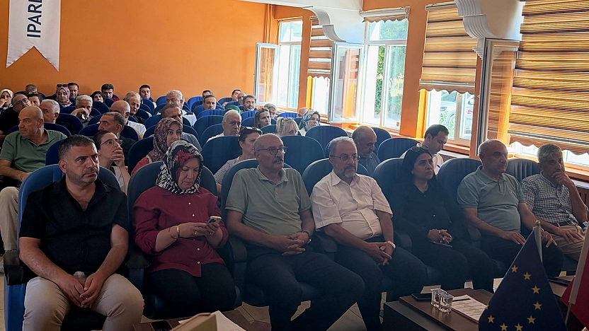 Elazığ'da Personele Otizm Farkındalık Eğitimi verildi